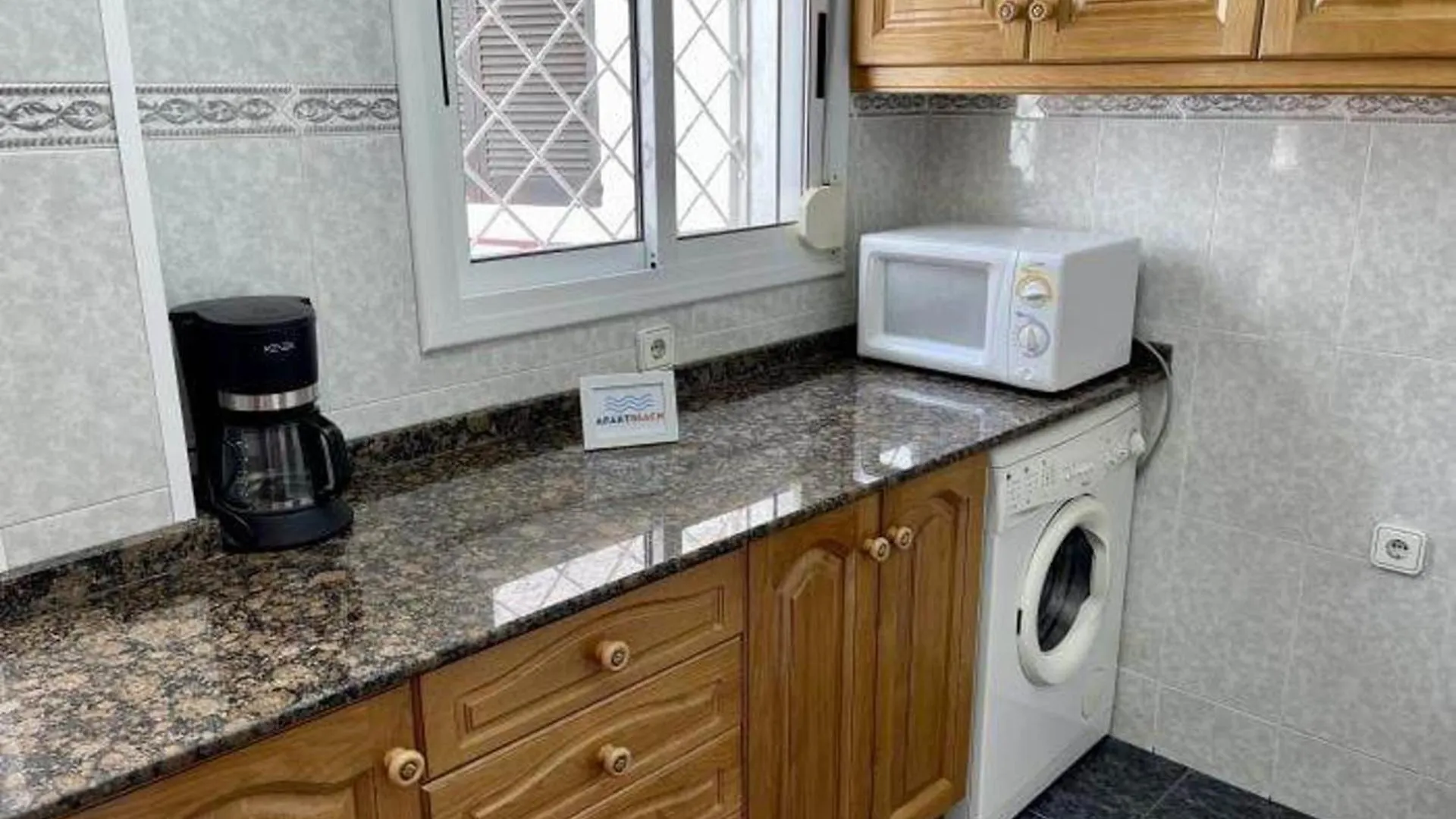 3Br-Sleeps6-Balcony-A C-5Min To Beach Salou