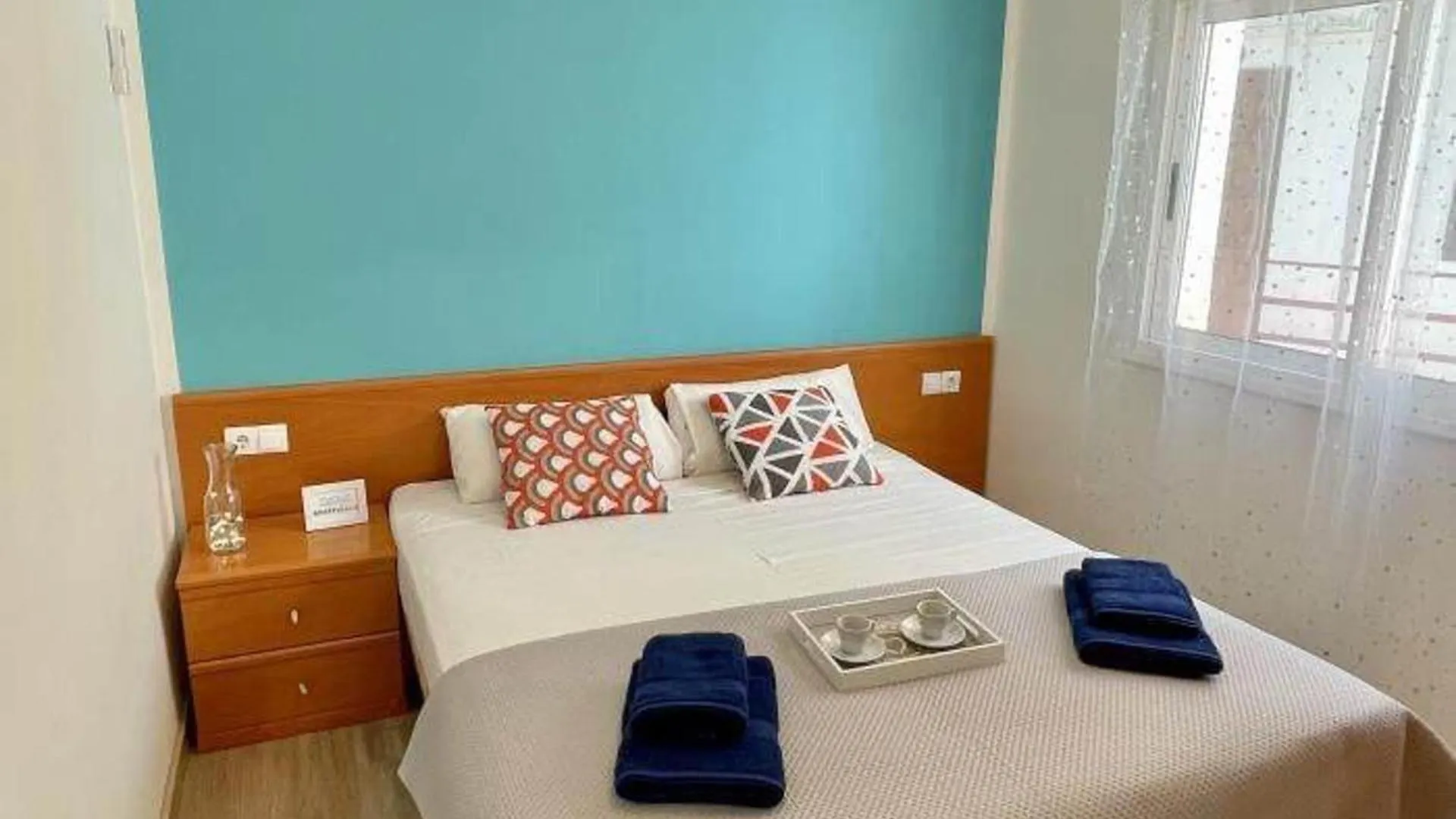 Apartment 3Br-Sleeps6-Balcony-A C-5Min To Beach Salou Spain